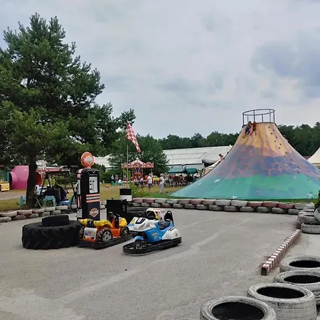 Appartementhaus In 아파트 트라센하이드